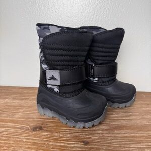 Boys Toddler High Sierra Camo Light Up Snow Boots Black & Gray Camouflage 5M